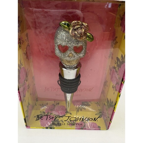 Betsey Johnson Glitter Skull Bottle Stopped NIB Halloween - Picture 2 of 5